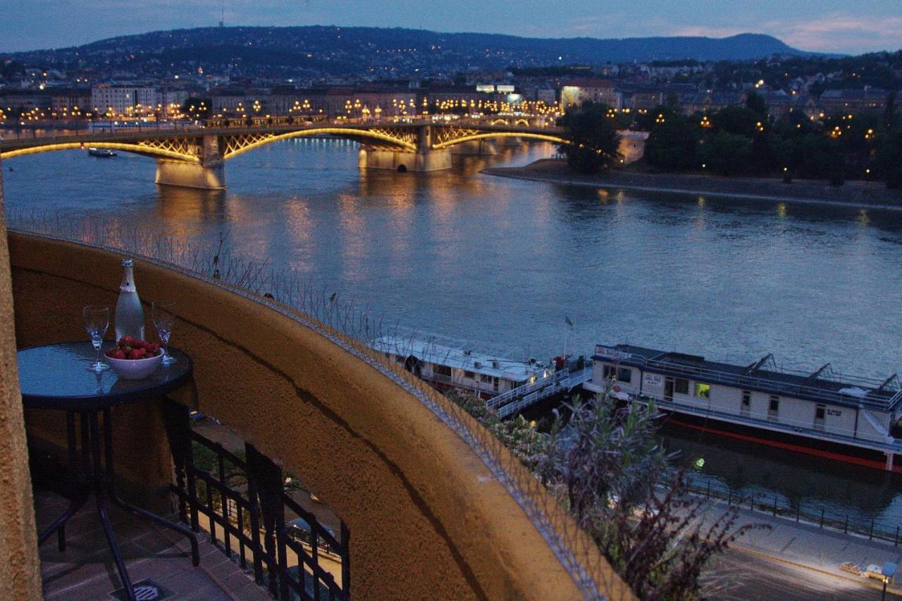 High End Budapest In The City Center Buitenkant foto